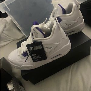 Jordan Retro 4 Mid Purple Metallic